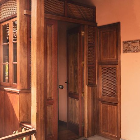 Casa Rural Los Madronos บาแญร์โมโซ ภายนอก รูปภาพ